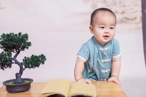 包生男孩正规公司怀孕初期感觉嗓子眼堵